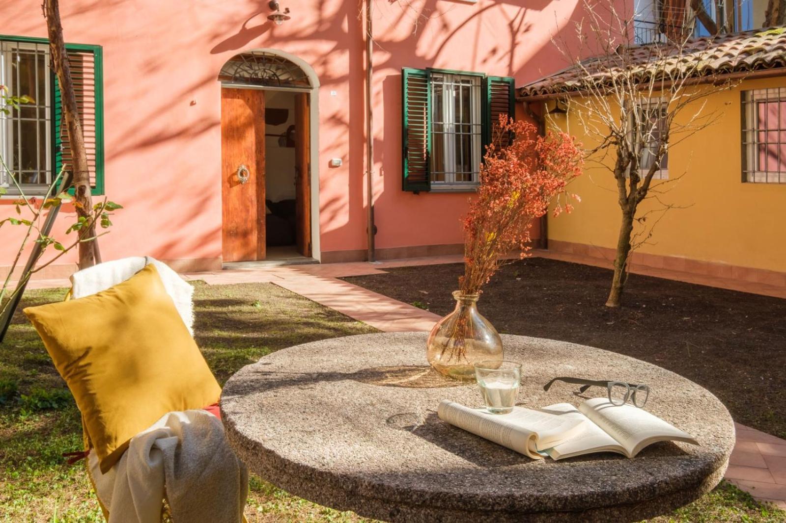 Piazza Maggiore - Il Sentiero Apartment With Private Garden Bolonia Zewnętrze zdjęcie